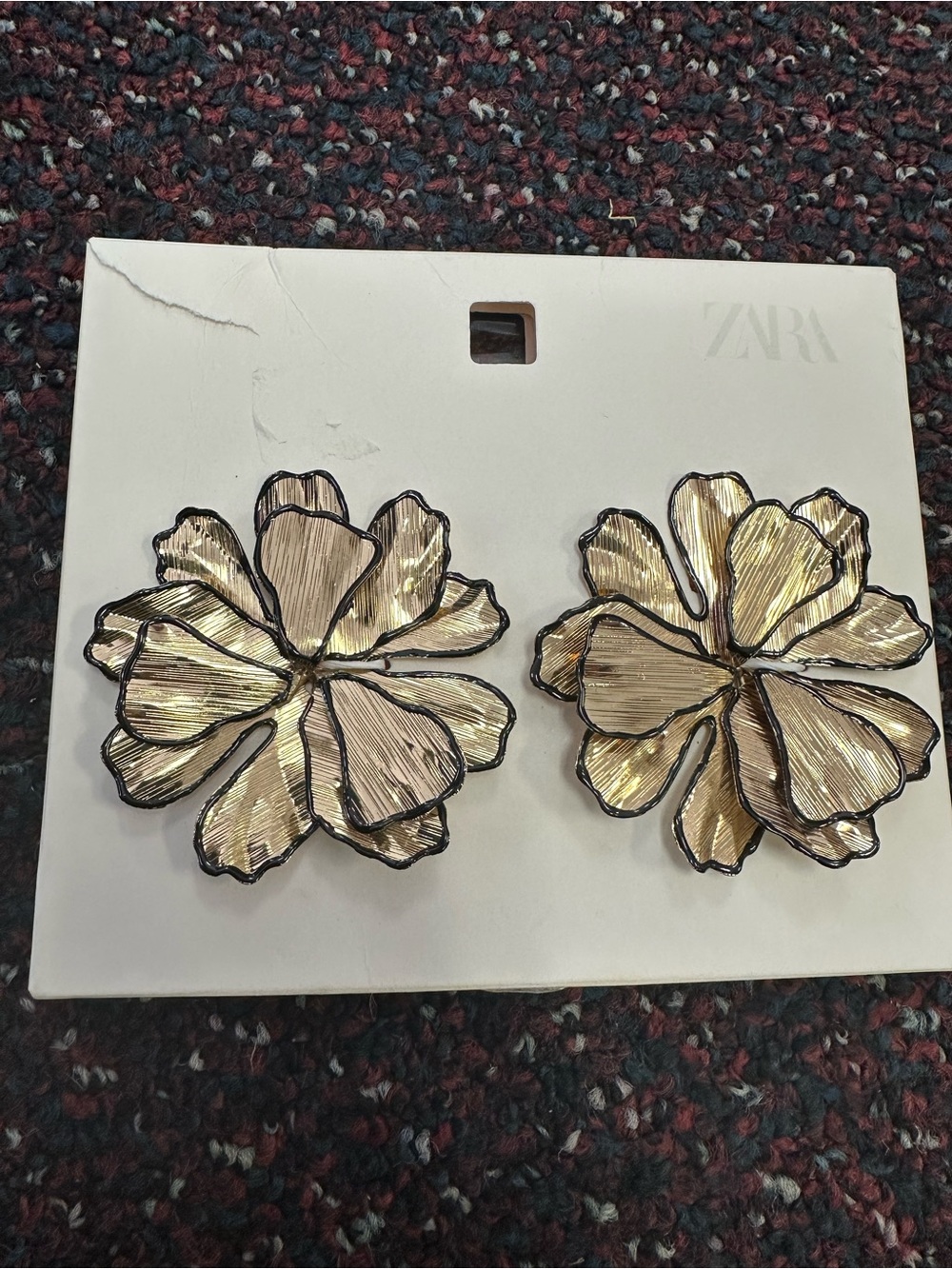 Zara Metallic Gold Petal Cluster Earrings